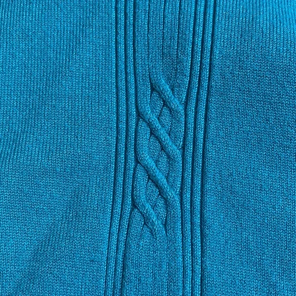 Nonveanx teal sleeveless turtleneck Great condition - Picture 9 of 10
